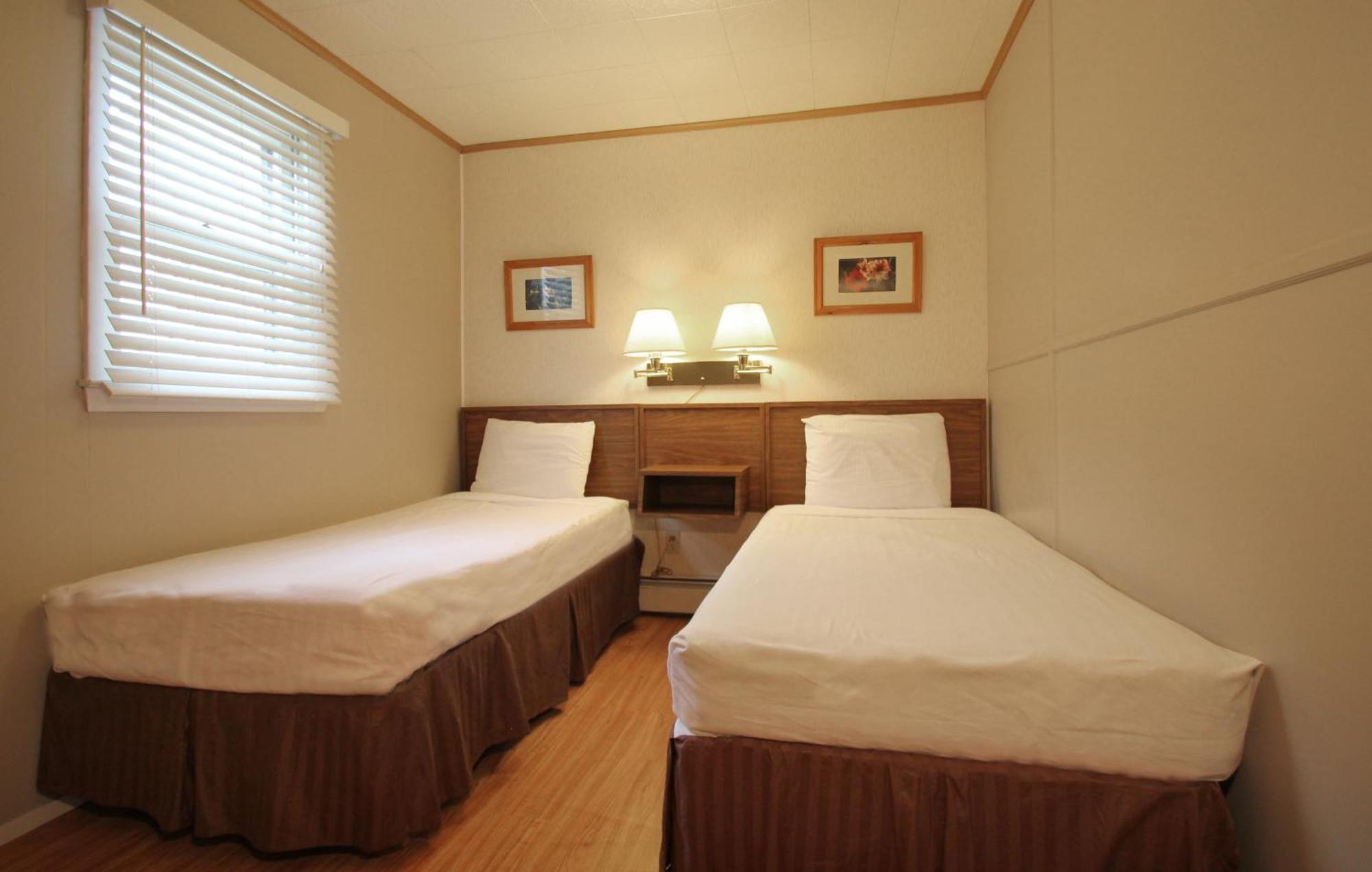 Maple Leaf Motel Littleton Room photo