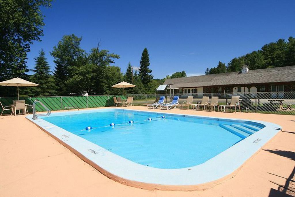 Maple Leaf Motel Littleton Exterior photo